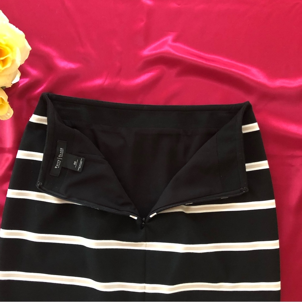 White House Black Market (WHBM) Tan and White Stripped Black Ponté Pencil Skirt - Picture 6 of 10
